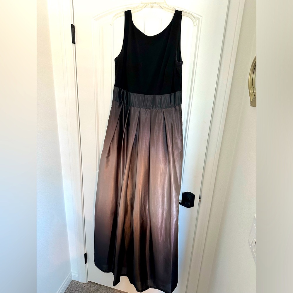 SLNY Ombre Satin Gown Size 12